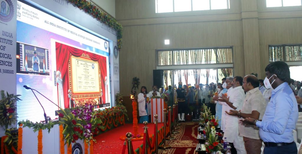 केंद्रीय स्वास्थ्य मंत्री ने किया एम्स के ओपीडी सेवा का उद्घाटन