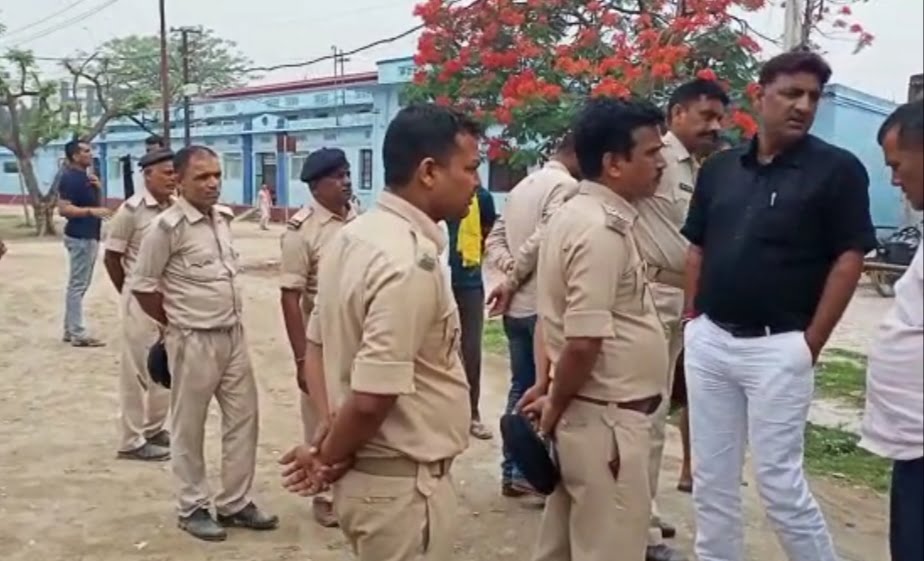 Motihari: पुलिस लाइन में जवान ने सर्विस रिवॉल्वर से सिर में गोली मारकर की  आत्महत्या