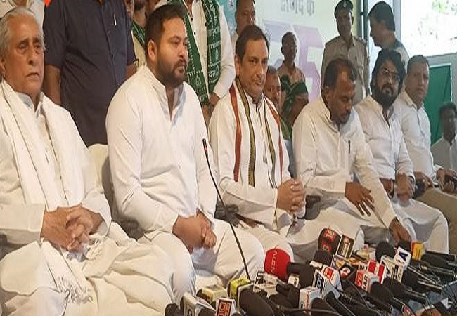 Patna: राजद में शामिल हुए चौधरी महबूब अली कैसर, बनाये गये राष्ट्रीय उपाध्यक्ष