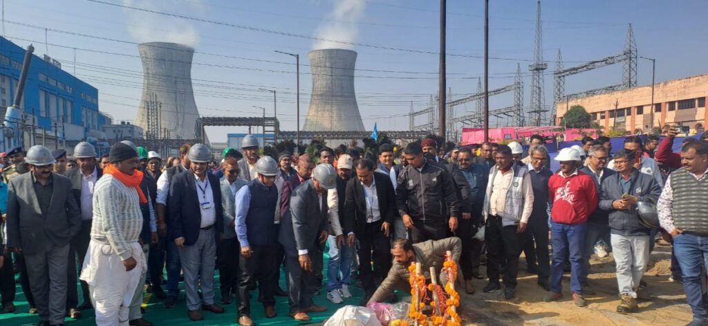 DVC KTPS के विस्तारिकरण योजना के तहत 800-800 मेगावाट क्षमता के दो यूनिट का चेयरमैन ने किया भूमिपूजन