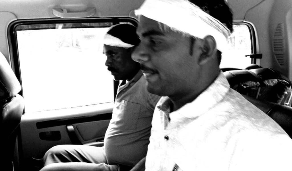 रांची में जमीन विवाद को लेकर पुलिस पर हमला, थाना प्रभारी गंभीर रूप से घायल