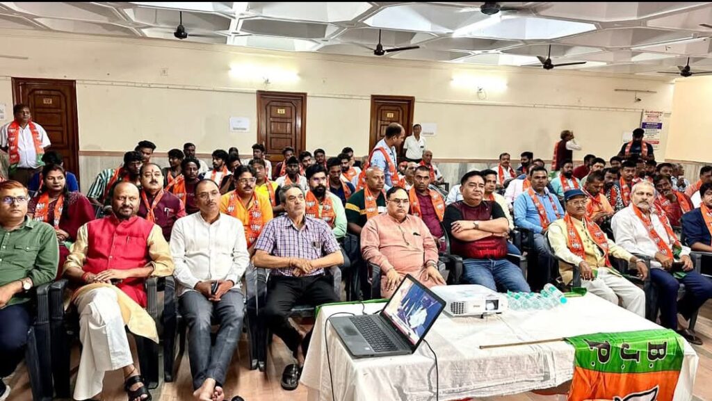 प्रधानमंत्री की विकसित भारत यात्रा में झारखंड पीछे नहीं: बाबूलाल