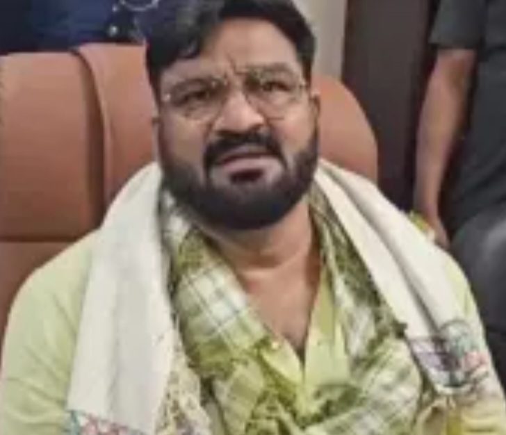 मंत्री हफीजुल हसन की तबीयत बिगड़ी, पारस अस्पताल में चल रहा इलाज ,सीएम हेमंत सोरेन और मंत्री पहुंचे अस्पताल, ली स्वास्थ्य जानकारी