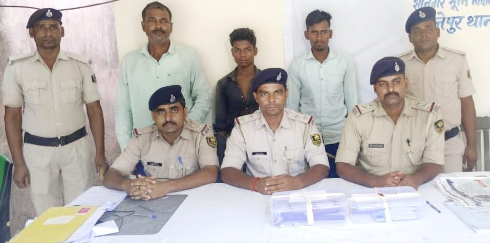 दो लाख की सुपारी लेकर हत्या की साजिश को पुलिस ने किया नाकाम, तीन सुपारी किलर गिरफ्तार, हथियार और कारतूस बरामद