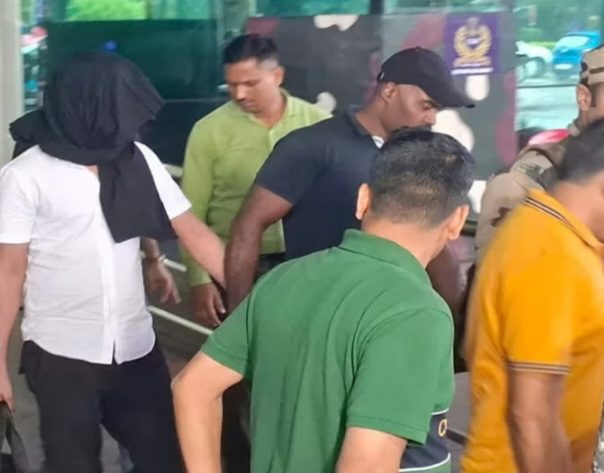 अमन साहू गैंग का हथियार नेटवर्क निशाने पर,अजरबैजान से प्रत्यर्पित कुख्यात अपराधी मयंक सिंह 6 दिन की रिमांड पर, एटीएस ने शुरू की पूछताछ