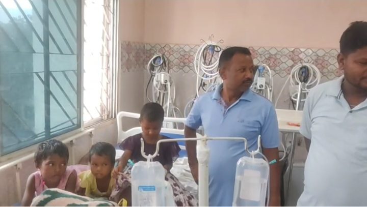 मेले में चाऊमिन खाने से 35 बच्चे बीमार, बच्चों का अस्पताल में चल रहा इलाज,पुलिस जाँच में जुटी