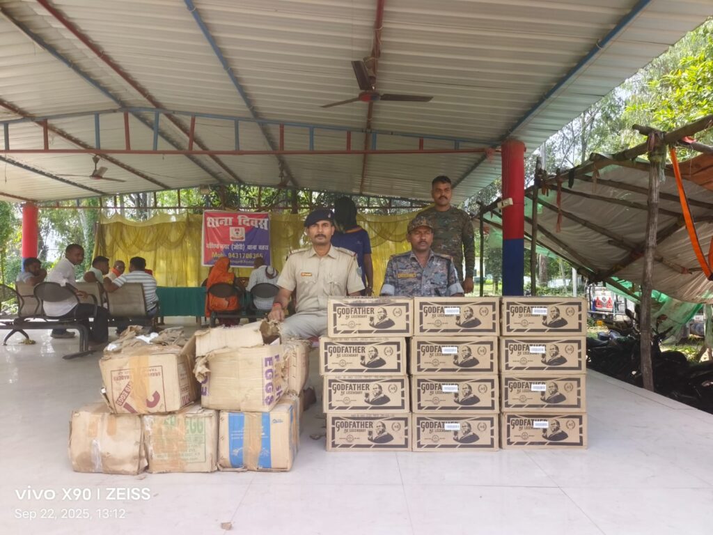 अवैध अंग्रेजी शराब की बड़ी खेप जब्त, स्कॉर्पियो से लाखों की शराब बरामद