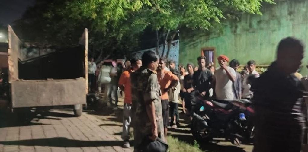 घर से संदिग्ध हालत में दंपति और बच्ची का शव बरामद होने से मचा हड़कंप, पुलिस जांच में जुटी