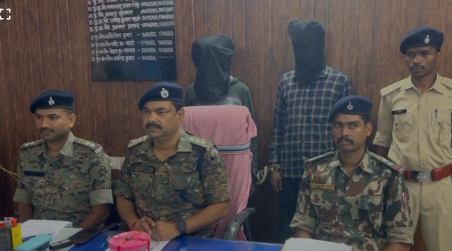पुलिस का नशा तस्करी पर शिकंजा, एक किलो अफीम के साथ दो तस्कर को किया गिरफ्तार