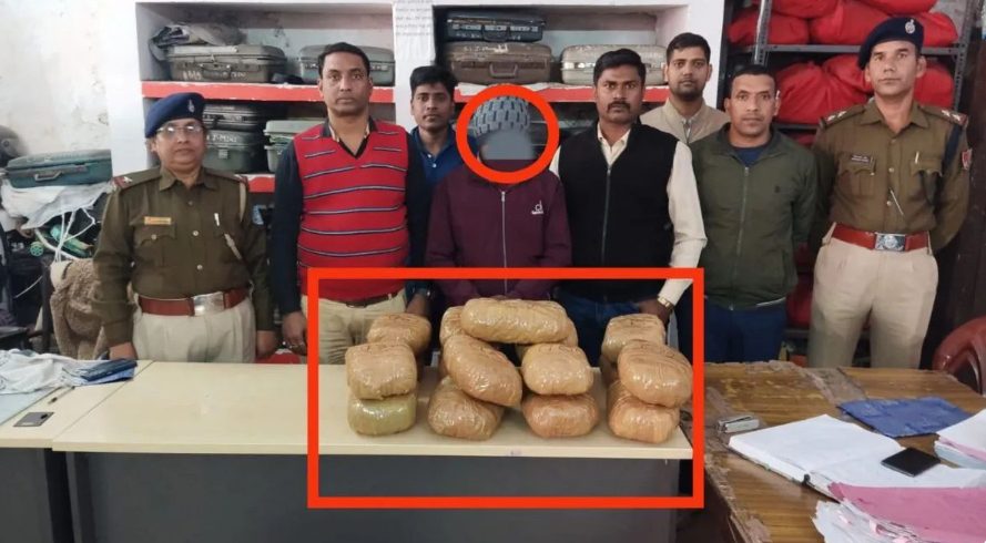 ओडिशा से ट्रैन के माध्यम से हो रही थी गांजा की तस्करी , आरपीएफ की टीम ने 17 किलो गांजा के साथ तस्कर को पकड़ा