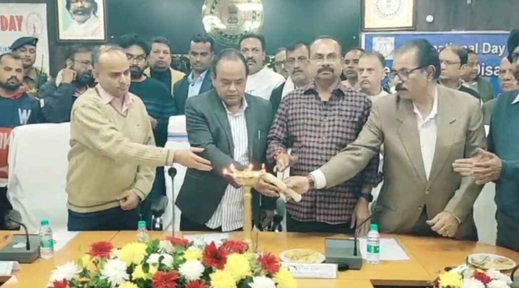 इंडी गठबंधन की सरकार मजबूत, हेमंत सोरेन किसी दबाव में नहीं झुकेंगे : स्वास्थ्य मंत्री