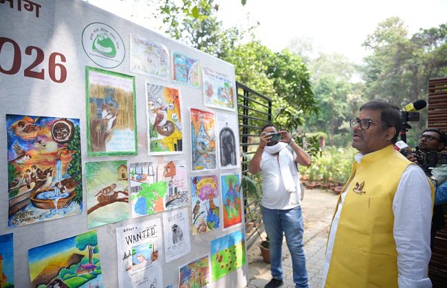 पटना जू में विश्व गौरैया दिवस पर जागरूकता कार्यक्रम में दिया गया गौरैया संरक्षण का संदेश,शहरीकरण से खतरे में गौरैया, बचाने की अपील