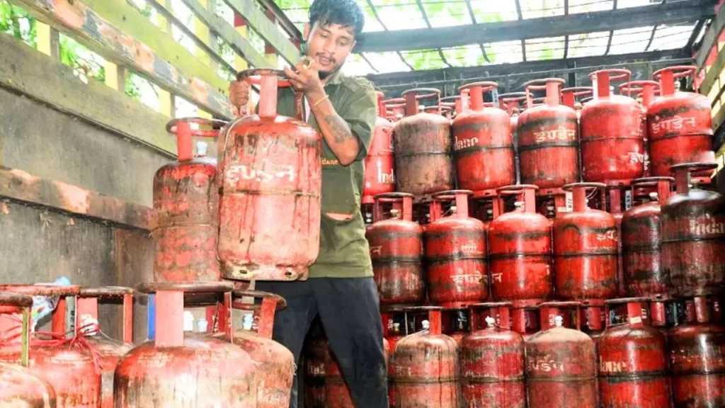 Gas Cylinder Shortage India
