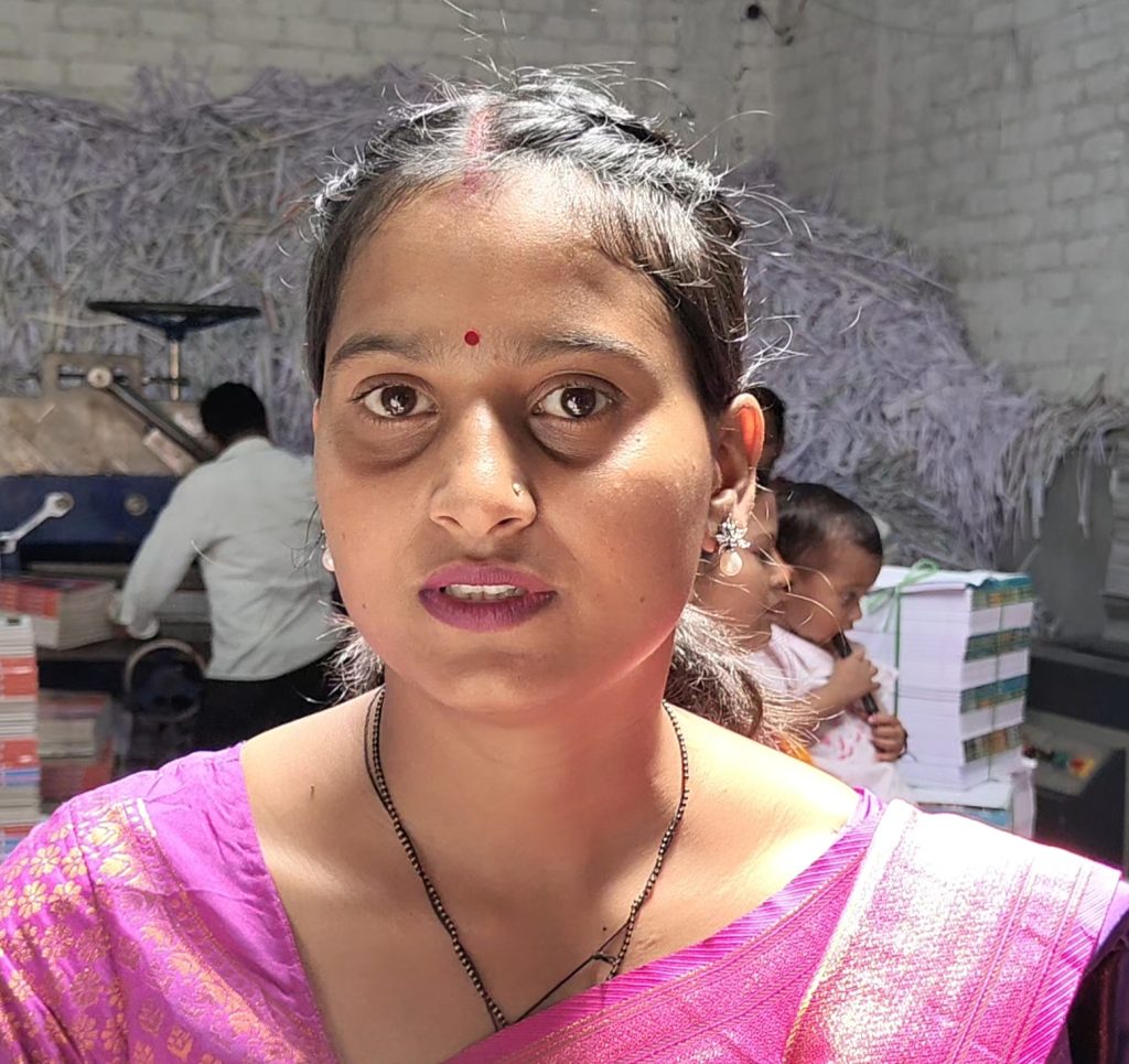 कोडरमा मिटको कॉलोनी में दिनदहाड़े महिला की गला रेतकर ह/त्या,जांच में जुटी पुलिस