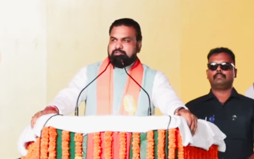 फारबिसगंज में सम्राट चौधरी का बड़ा संदेश, अपराधियों और घुसपैठियों पर सख्ती, एयरपोर्ट समेत कई विकास योजनाओं की घोषणा