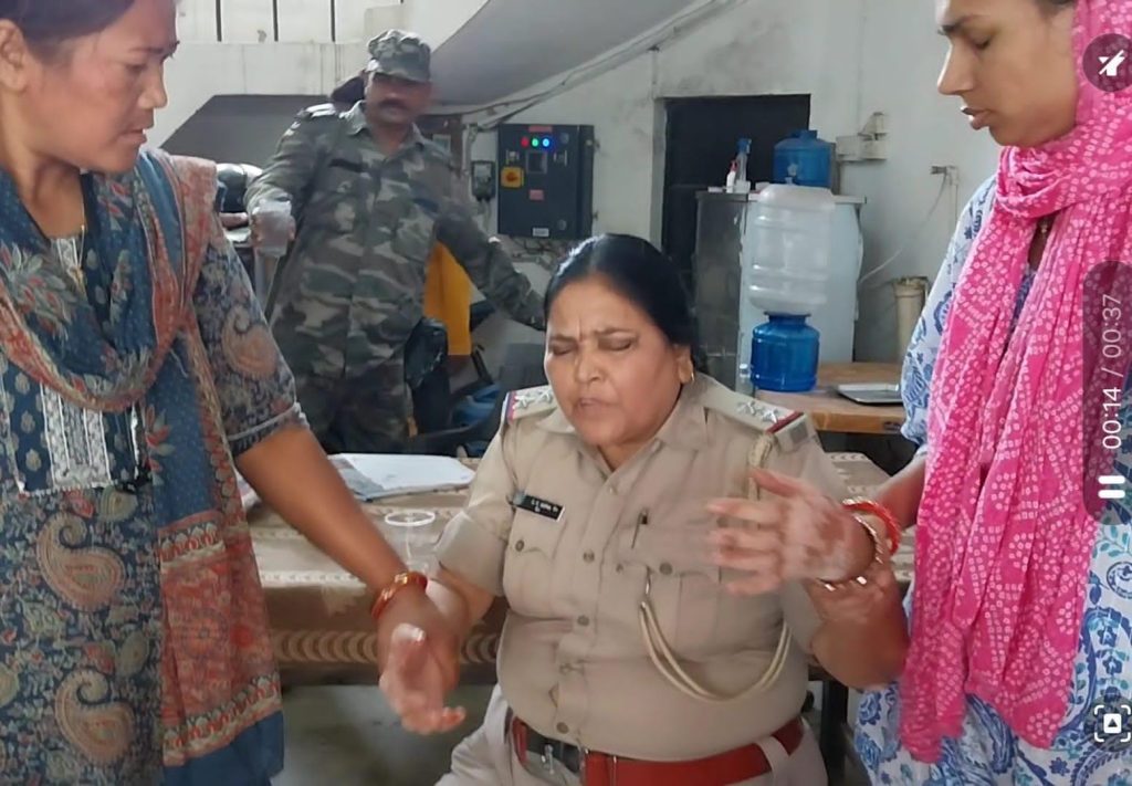 एसीबी का बड़ा एक्शन, रिश्वतखोर महिला थाना प्रभारी 50 हजार रिश्वत लेते रंगेहाथ पकड़ी गई