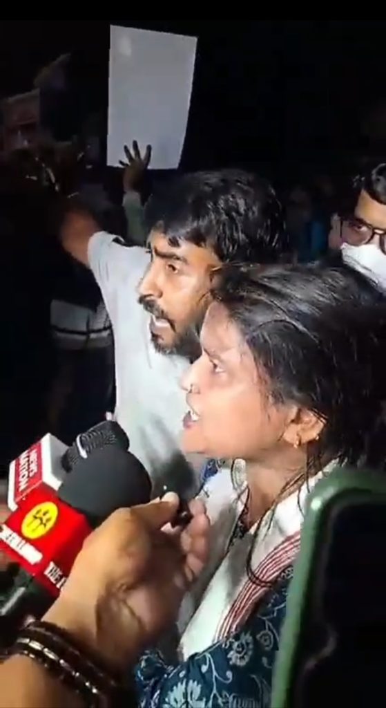 रांची-गिरिडीह में छात्रों के प्रदर्शन के दौरान बवाल, मारपीट के आरोप