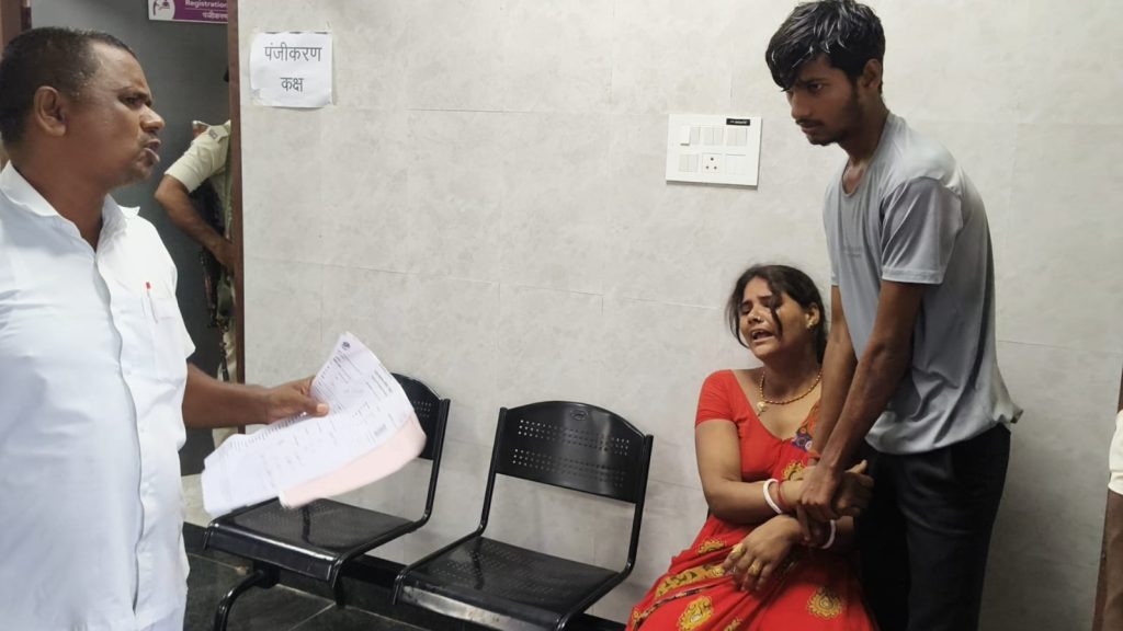 बांका में वज्रपात का कहर: पिता-पुत्र समेत पांच की मौत, चार झुलसे; खेतों में काम कर रहे किसानों पर गिरी बिजली