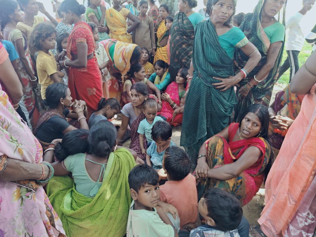 सिरदला में कुएं से अधजला शव बरामद, इलाके में सनसनी,ससुराल पक्ष पर आरोप