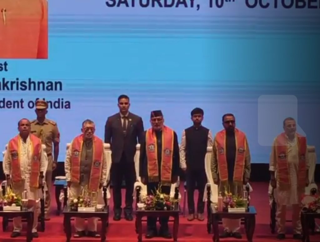 देवघर एम्स के दीक्षांत समारोह में उप राष्ट्रपति का संदेश, मानव सेवा को दें प्राथमिकता