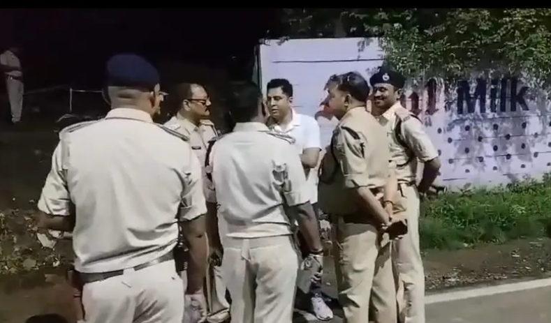 बिंदल मॉल गोलीकांड के दो शूटर पुलिस मुठभेड़ में घायल,हथियार बरामदगी के दौरान पुलिस पर की थी फायरिंग
