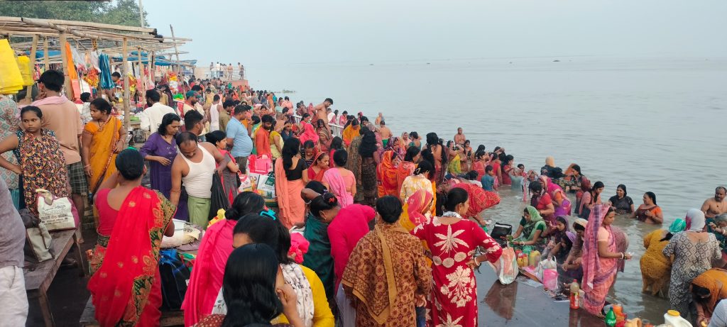 नहाय-खाय के साथ माताओं ने शुरू किया निर्जला जिउतिया व्रत