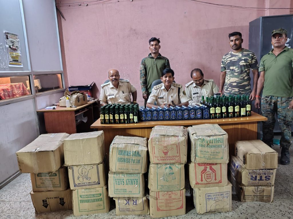 नवादा में बिहार-झारखंड सीमा पर शराब लदी स्कॉर्पियो जब्त, नालंदा में सिपाही को मारी गोली