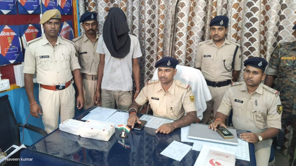 नंदन यादव ह/त्याकांड का मुख्य नामजद आरोपी गिरफ्तार, हथियार बरामद