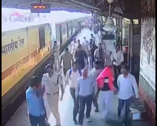 टाइगर श्रॉफ फायरिंग केस: कोटा में तीन संदिग्ध गिरफ्तार, नेपाल भागने की थी तैयारी