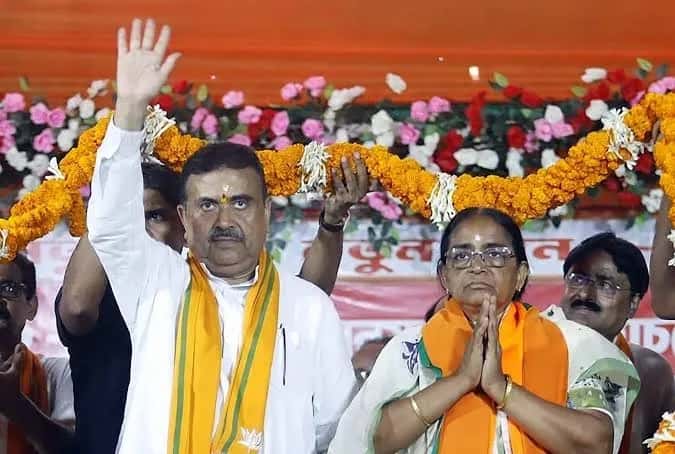 पश्चिम बंगाल उपचुनाव में भाजपा की बड़ी जीत, नंदीग्राम में 1.22 लाख वोटों का अंतर, रेजिनगर में भी खिला कमल